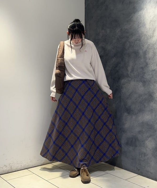 ハルカさんの「BEAMS WOMEN｜チェック ロング Aライン スカート」を使ったコーディネート