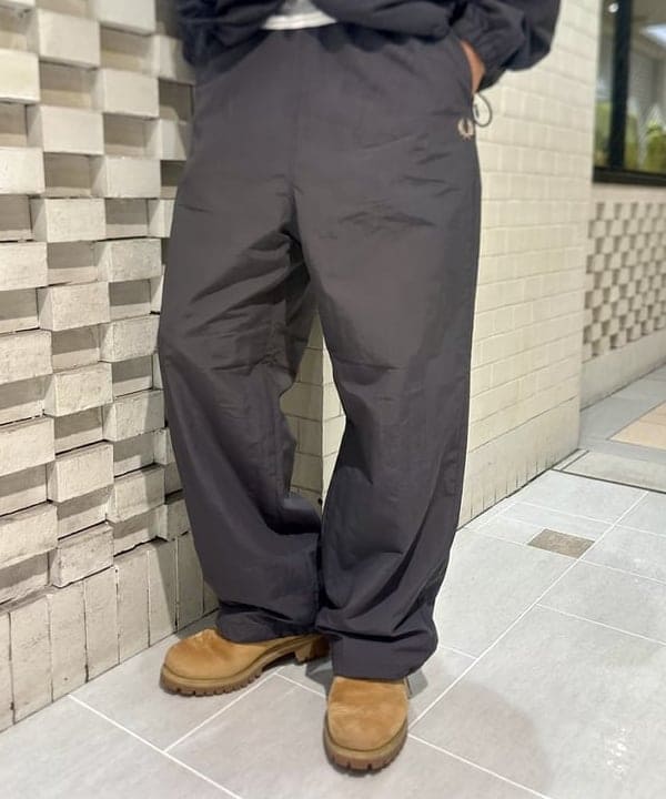 Kellyさんの「BEAMS WOMEN｜【別注】FRED PERRY / SHELL JACKET▲」を使ったコーディネート