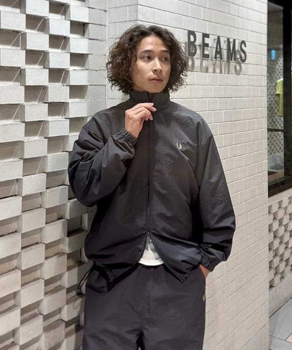 Kellyさんの「BEAMS WOMEN｜【別注】FRED PERRY / SHELL JACKET▲」を使ったコーディネート