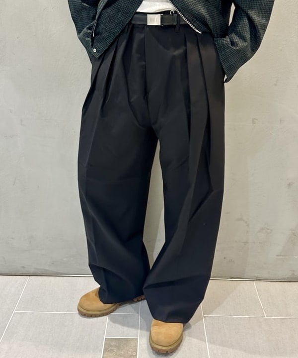 Kellyさんの「BEAMS WOMEN｜Plate Belt Dress Calf」を使ったコーディネート