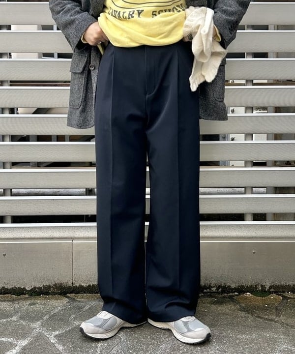 まつむさんの「BEAMS WOMEN｜ツイード スリーボタン ビッグジャケット」を使ったコーディネート