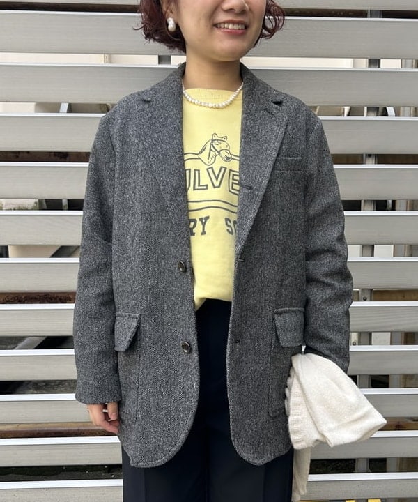 まつむさんの「BEAMS WOMEN｜ツイード スリーボタン ビッグジャケット」を使ったコーディネート