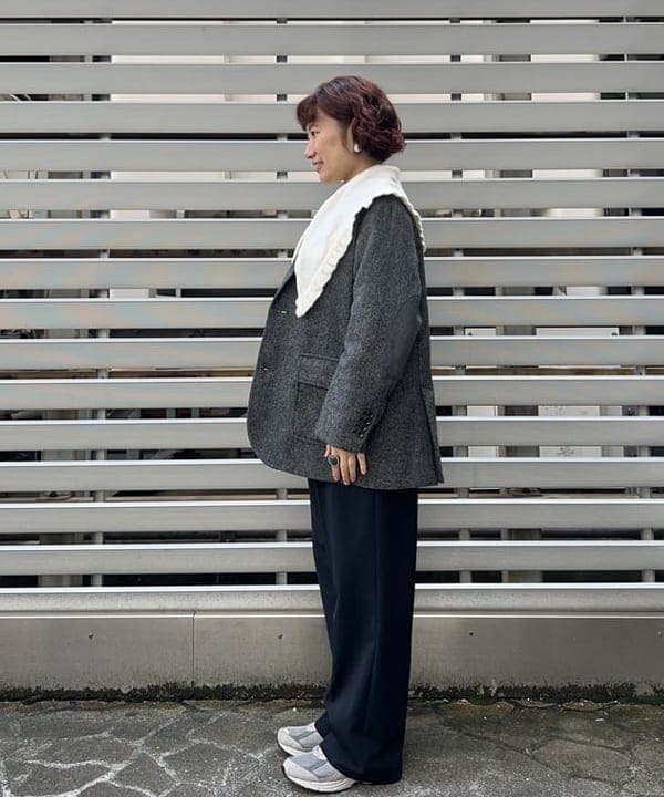 まつむさんの「BEAMS WOMEN｜ツイード スリーボタン ビッグジャケット」を使ったコーディネート