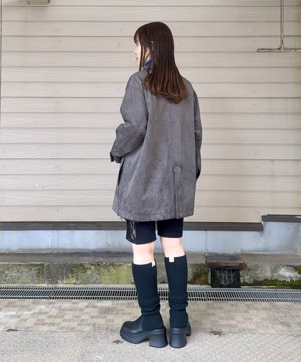 カタヤマ アヤさんの「BEAMS WOMEN｜フェイク スエード ハーフ コート」を使ったコーディネート