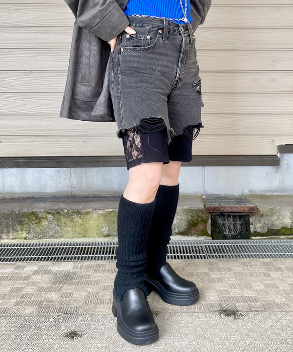 カタヤマ アヤさんの「BEAMS WOMEN｜フェイク スエード ハーフ コート」を使ったコーディネート