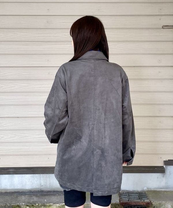 カタヤマ アヤさんの「BEAMS WOMEN｜フェイク スエード ハーフ コート」を使ったコーディネート