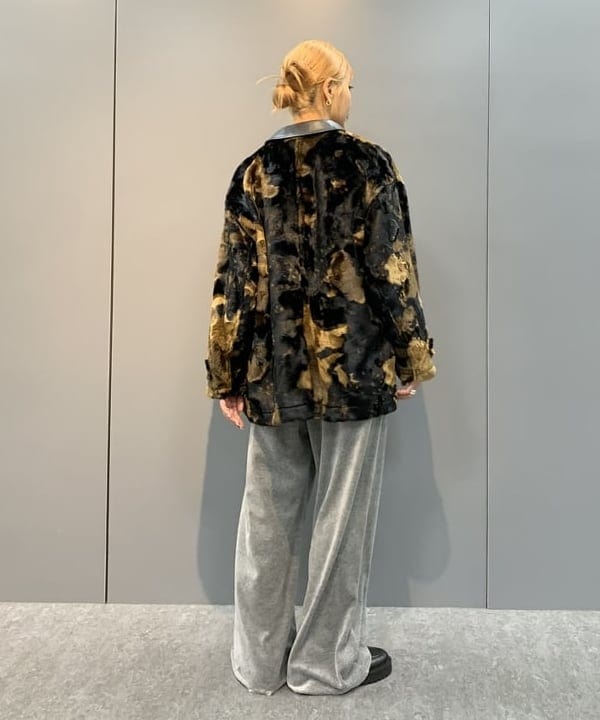 れいなさんの「BEAMS WOMEN｜RBS / フェイクファー ステンカラー コート」を使ったコーディネート