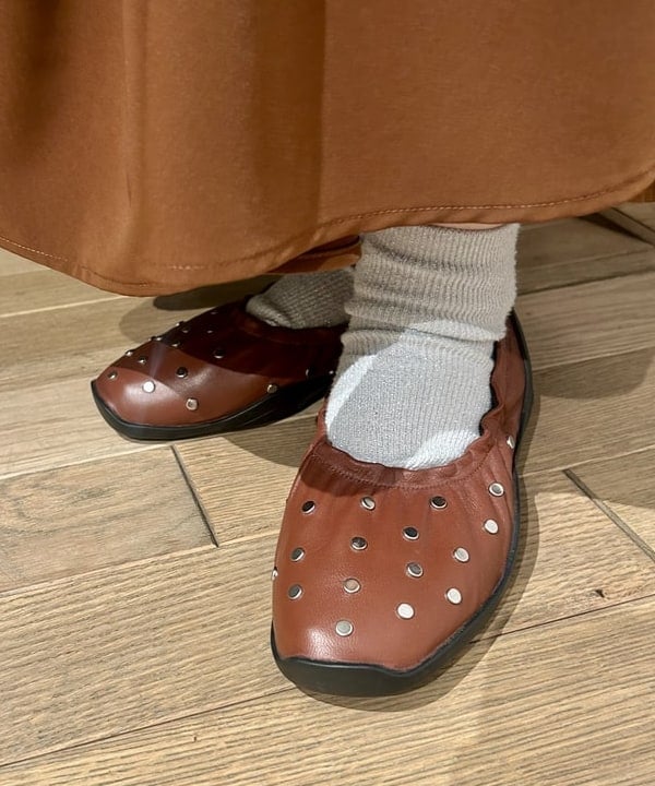 早川 萌子さんの「BEAMS WOMEN｜ミックス ループ編み ニット ジャケット」を使ったコーディネート