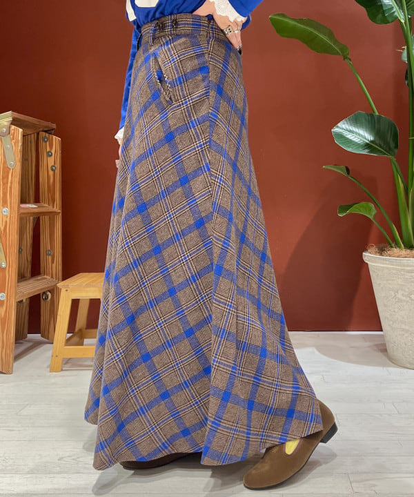 エノモト アミさんの「BEAMS WOMEN｜コットン ナイロン ミリタリー ステンカラー コート」を使ったコーディネート