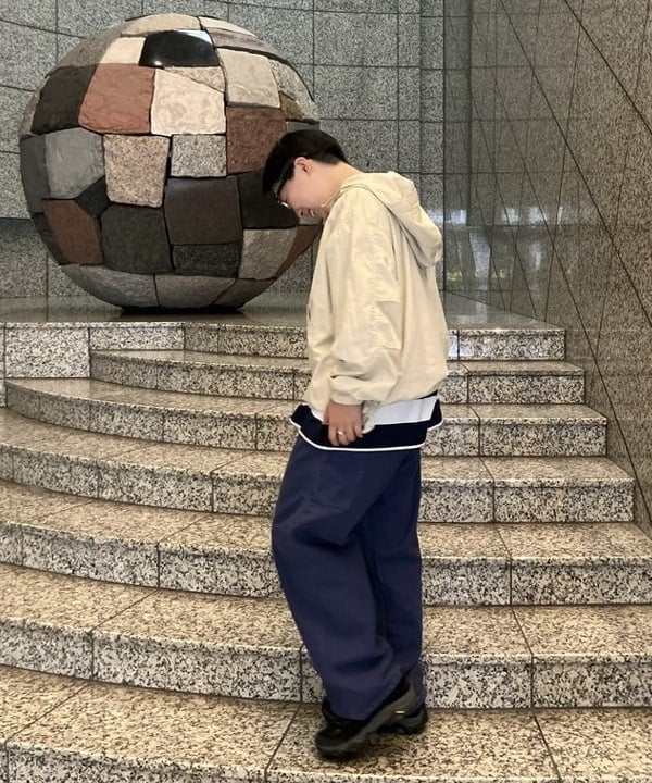 赤羽 花さんの「BEAMS WOMEN｜サイドボタン アノラック」を使ったコーディネート