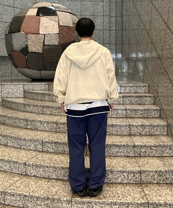 赤羽 花さんの「BEAMS WOMEN｜サイドボタン アノラック」を使ったコーディネート