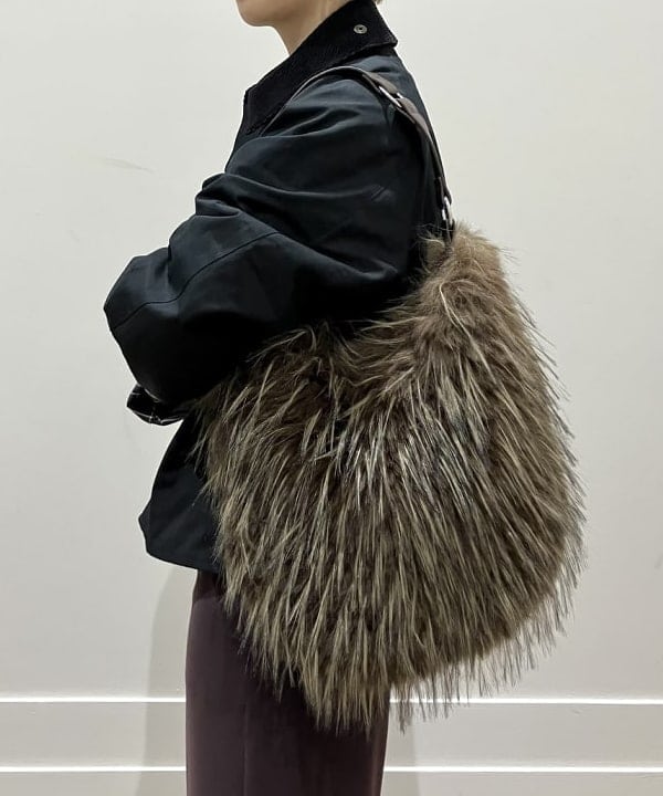 NATSUKIさんの「BEAMS WOMEN｜【別注】Barbour / TRANSPORT ジャケット」を使ったコーディネート