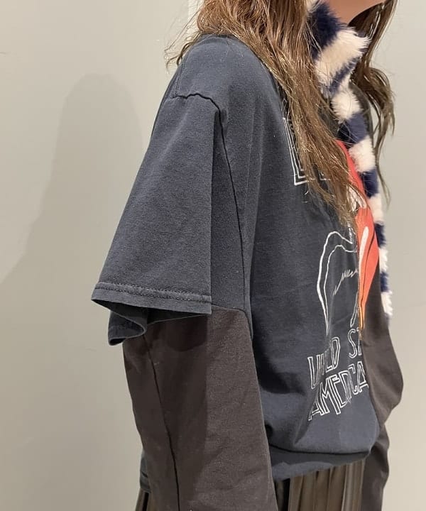reiさんの「BEAMS WOMEN｜メタリックプリーツスカート」を使ったコーディネート