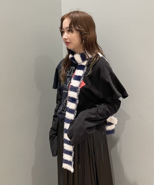 reiさんの「BEAMS WOMEN｜メタリックプリーツスカート」を使ったコーディネート