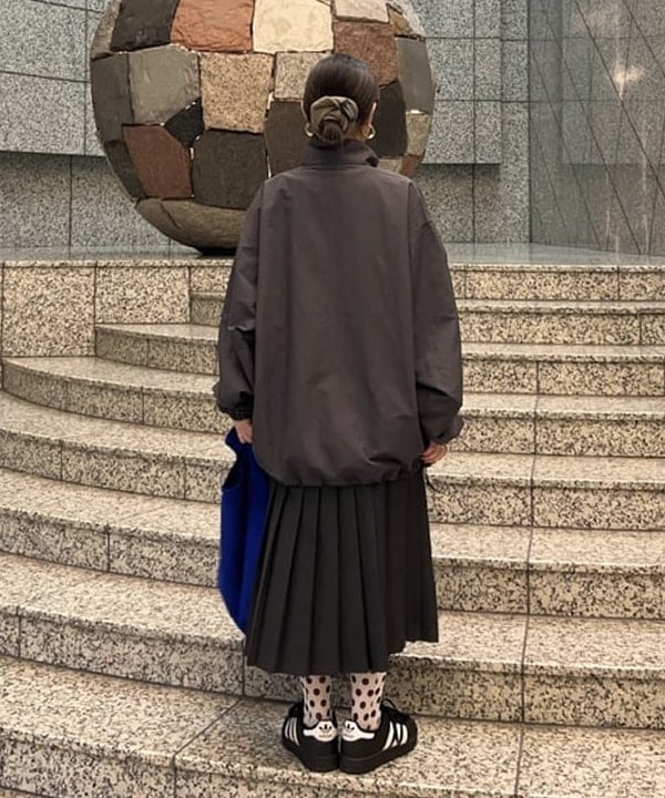 大槻 まひろさんの「BEAMS WOMEN｜【別注】FRED PERRY / SHELL JACKET▲」を使ったコーディネート