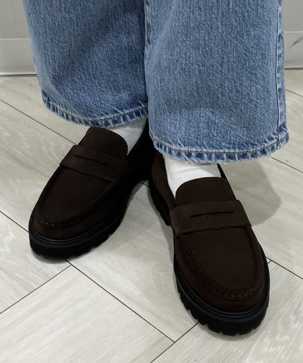 OSUMIさんの「BEAMS WOMEN｜フリルヘム シャツ ワンピース」を使ったコーディネート