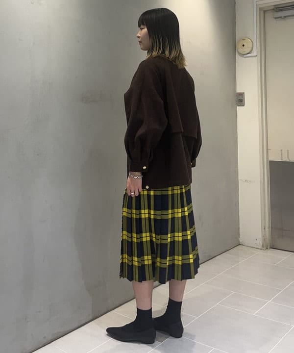 中平 あみさんの「BEAMS WOMEN｜AK+1 / シルク コットン 丸胴 プルオーバー」を使ったコーディネート