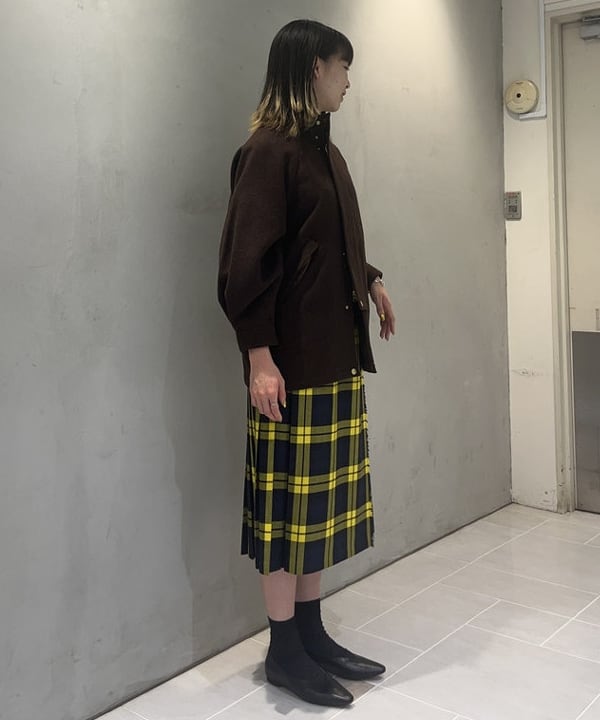 中平 あみさんの「BEAMS WOMEN｜AK+1 / シルク コットン 丸胴 プルオーバー」を使ったコーディネート