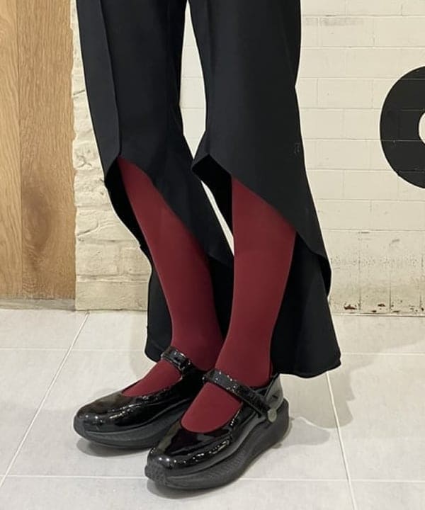 江口 息吹さんの「BEAMS WOMEN｜起毛 レース シャツ」を使ったコーディネート