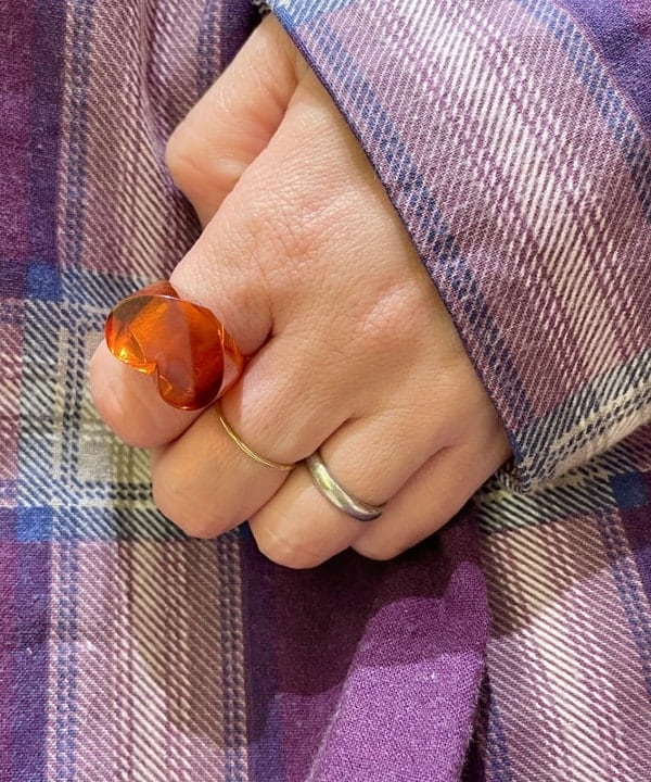 コウリキ　マミさんの「BEAMS WOMEN｜ユーロ ヴィンテージ フリル スカート」を使ったコーディネート