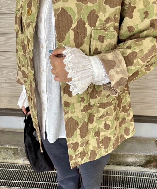 チナツさんの「BEAMS WOMEN｜【別注】BRIEFING / ミリタリー キット バッグ」を使ったコーディネート