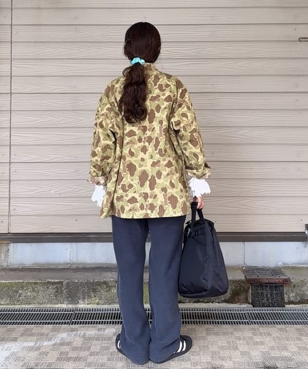 チナツさんの「BEAMS WOMEN｜【別注】BRIEFING / ミリタリー キット バッグ」を使ったコーディネート