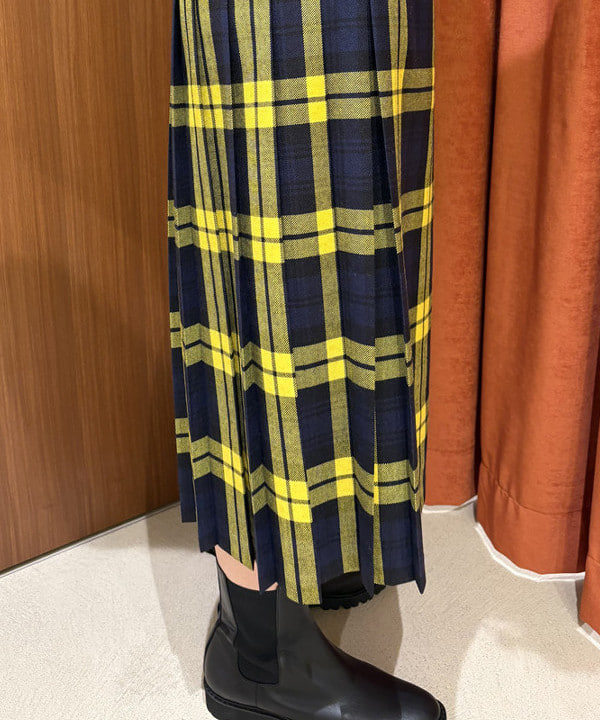 Kanaeさんの「BEAMS WOMEN｜モヘヤ ハーフスリーブ 2WAY プルオーバー」を使ったコーディネート