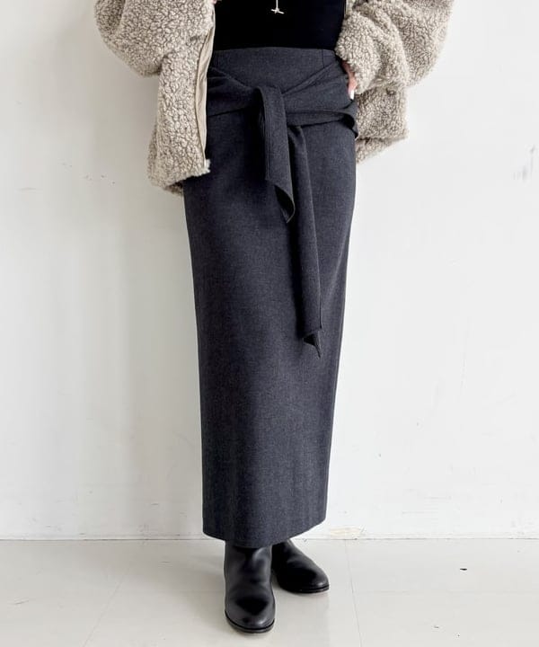 AONO SHIKAMAさんの「BEAMS WOMEN｜【WEB限定】TATRAS / LUELA ボア ブルゾン」を使ったコーディネート