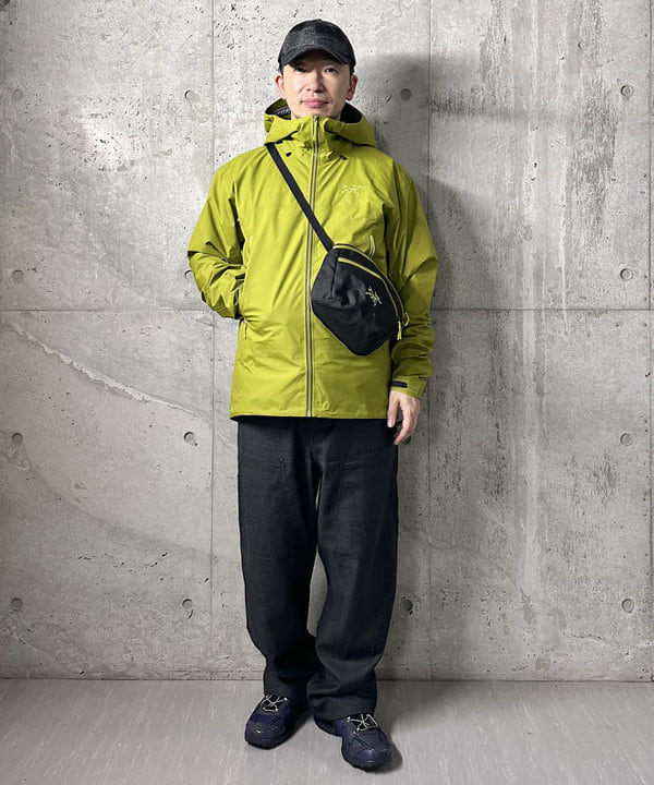 ホワイトカラスさま専用Peak Performance フーディ グレー ビームス みなとみらい（1127277） スタイリング