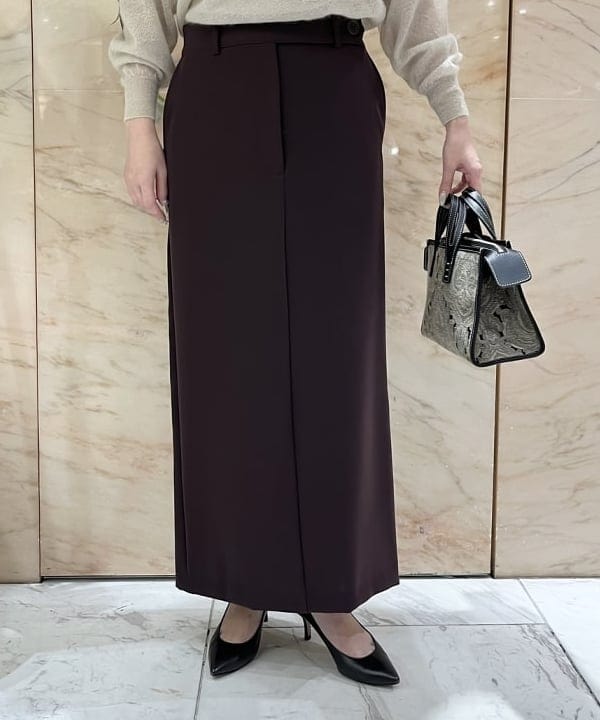 関 桂子さんの「BEAMS WOMEN｜【別注】BATONER / シアー モヘヤ ポロニット」を使ったコーディネート