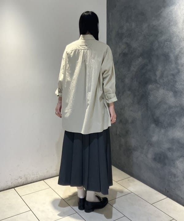 OSUMIさんの「BEAMS WOMEN｜ウェイビー フェイクファー ジレ」を使ったコーディネート