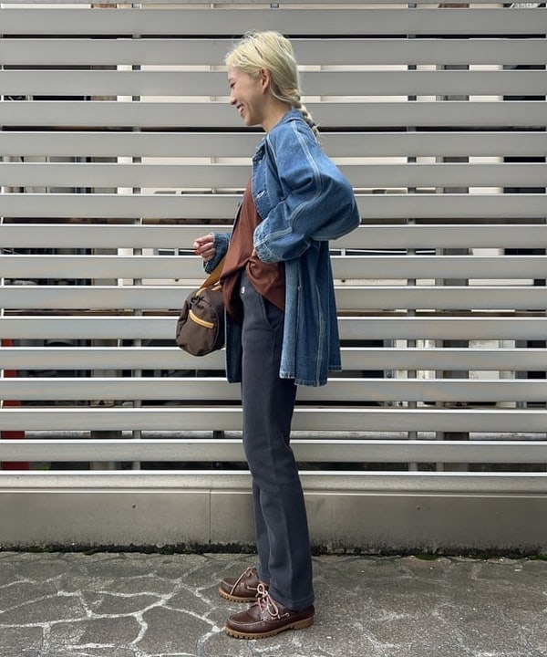 MATSUMOTO AMIさんの「BEAMS WOMEN｜【別注】BIGMAC / フェイド カバーオール」を使ったコーディネート