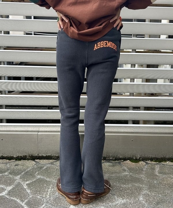 MATSUMOTO AMIさんの「BEAMS WOMEN｜【別注】BIGMAC / フェイド カバーオール」を使ったコーディネート