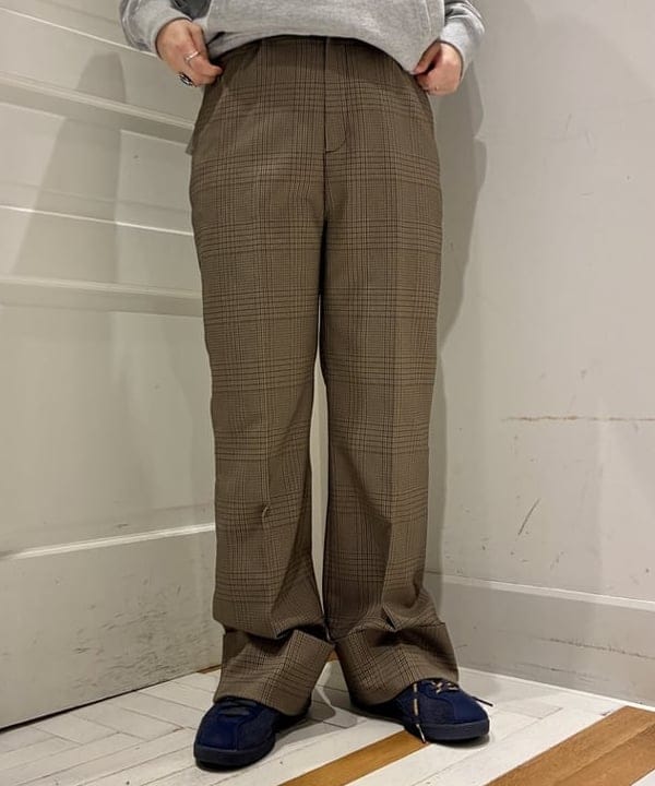 木村 梨香さんの「BEAMS WOMEN｜【別注】GOOD ROCK SPEED / カレッジ パーカ」を使ったコーディネート