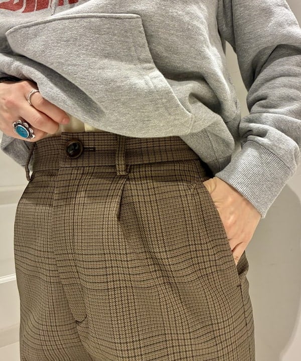 木村 梨香さんの「BEAMS WOMEN｜【別注】GOOD ROCK SPEED / カレッジ パーカ」を使ったコーディネート