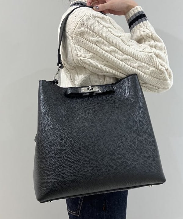 nodokaさんの「BEAMS WOMEN｜Traditional Weatherwear / ELGIN HEAT TWEED コート」を使ったコーディネート