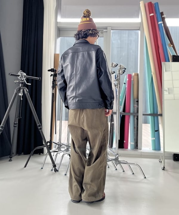 BAKU(東江 漠)さんの「BEAMS WOMEN｜ワイド ダスティー イージーパンツ」を使ったコーディネート