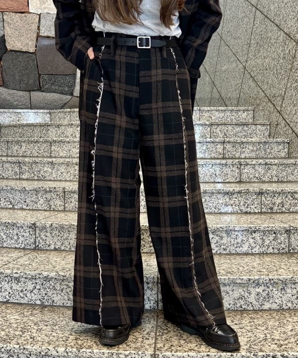 サイトウ　トモミさんの「BEAMS WOMEN｜リサイクルウール カットオフ ジャケット」を使ったコーディネート