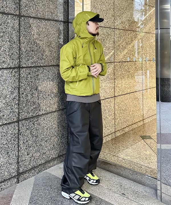 吉田 洸輝さんの「BEAMS WOMEN｜リラックスフィット 3ゲージ クルーネック ニット」を使ったコーディネート