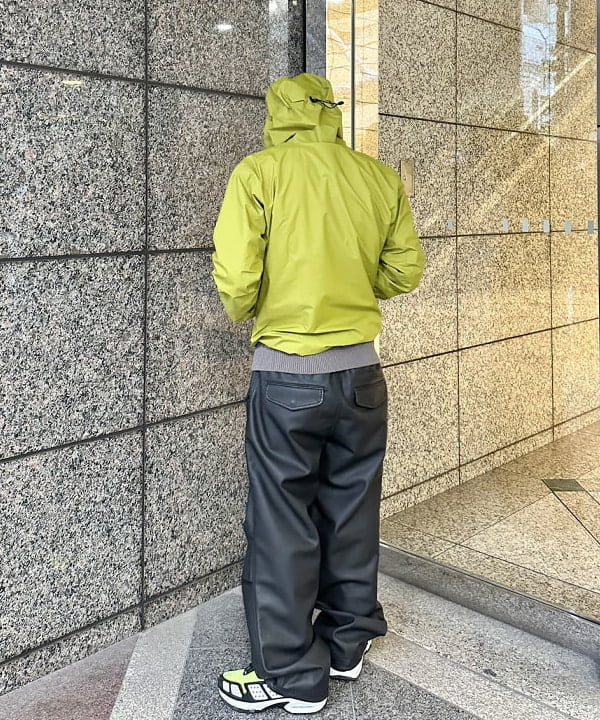 吉田 洸輝さんの「BEAMS WOMEN｜リラックスフィット 3ゲージ クルーネック ニット」を使ったコーディネート