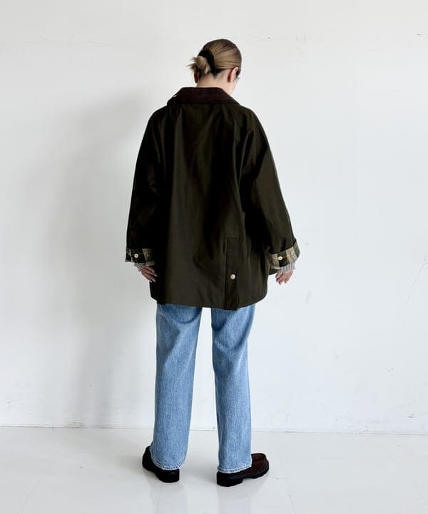 AONO SHIKAMAさんの「BEAMS WOMEN｜【別注】Barbour / BEDALE ジャケット」を使ったコーディネート