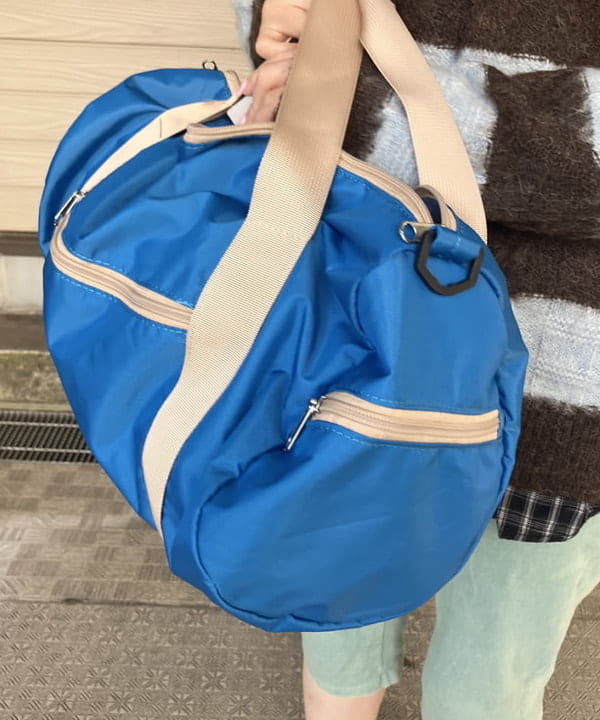 晶さんの「BEAMS WOMEN｜ワイド ボーダー ポロ ニット」を使ったコーディネート