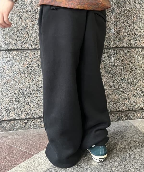 菊田 悠さんの「BEAMS WOMEN｜【別注】Champion / FLEECE PANTS」を使ったコーディネート