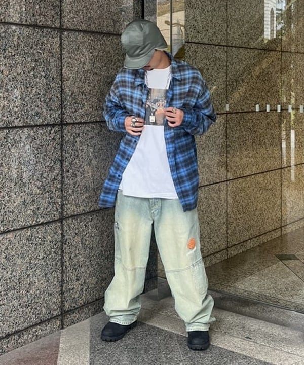 ムファサさんの「BEAMS WOMEN｜ワイドフィット フェード チェックシャツ」を使ったコーディネート