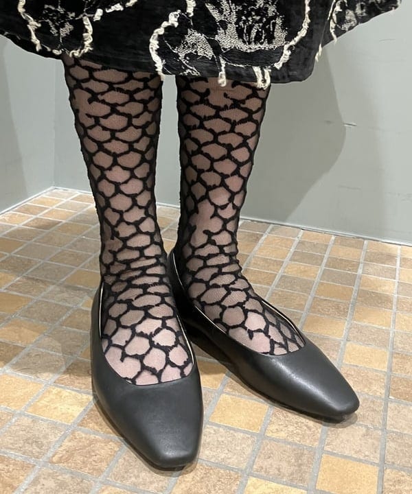 加歩さんの「BEAMS WOMEN｜RBS / ジャカード ベルベット ワンピース」を使ったコーディネート