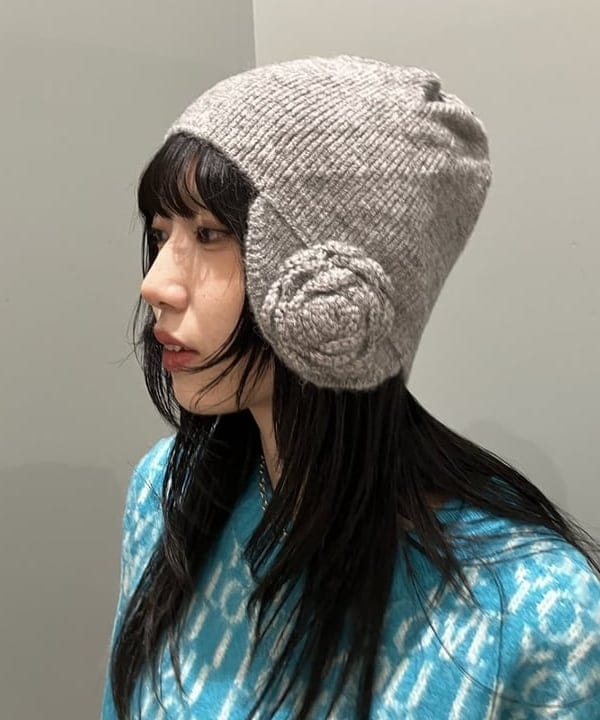 加歩さんの「BEAMS WOMEN｜【別注】PENNEY’S / シャギー ニット」を使ったコーディネート