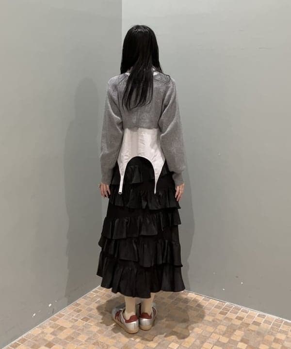 加歩さんの「BEAMS WOMEN｜クロップド クルーネック カーディガン」を使ったコーディネート