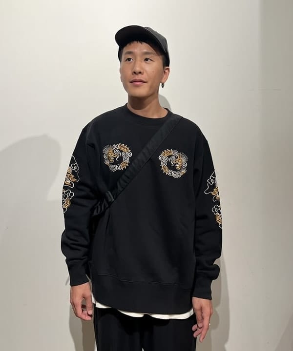 BANさんの「BEAMS WOMEN｜【別注】テーラー東洋 / SUKA CREW SWEAT EMBROIDERED」を使ったコーディネート