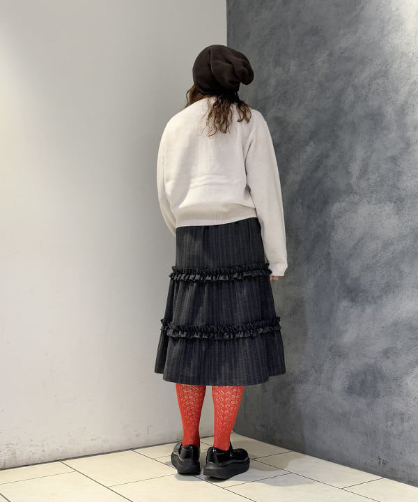 庭野 優紀さんの「BEAMS WOMEN｜DANTON / LAMBS WOOL CREWNECK CARDIGAN」を使ったコーディネート