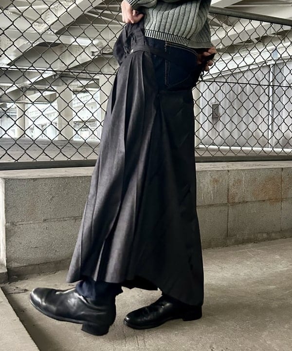 翔さんの「BEAMS WOMEN｜リラックスフィット フェード スタンド フルジップ ニット」を使ったコーディネート